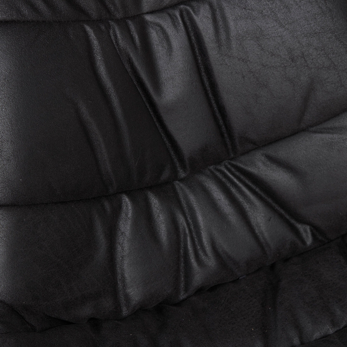 Chaise noire pied métal chromé